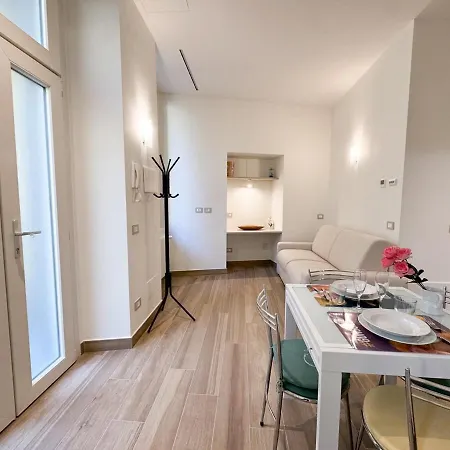 Apartmán Borghi Two-room Near Old Town With Ac